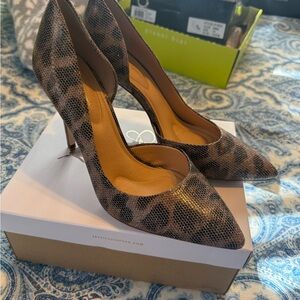 Jessica Simpson Bronze Leopard Mesh Heels
